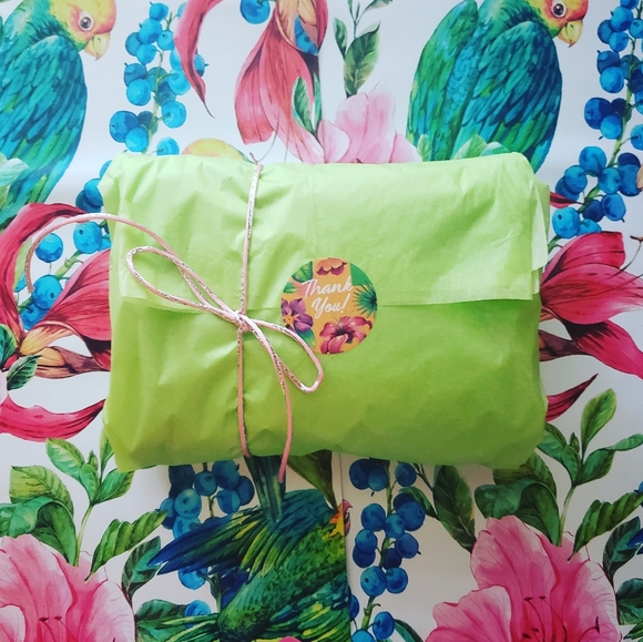 Meet your Posher, Katie - Picture 3 of 3